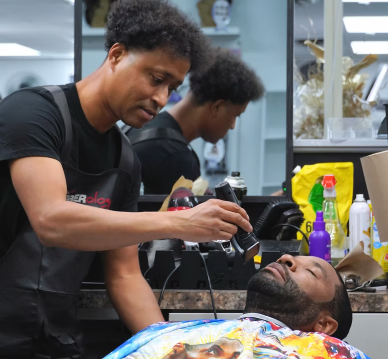 HOUSE OF KINGS BARBERSHOP